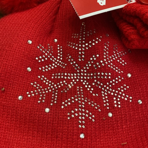 Snowflake Hat and Mittens Set for Kids - Picture 6 of 7